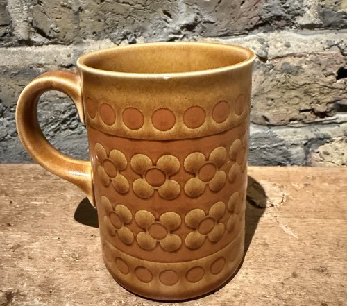 Hornsea pottery saffron - pottery, mug