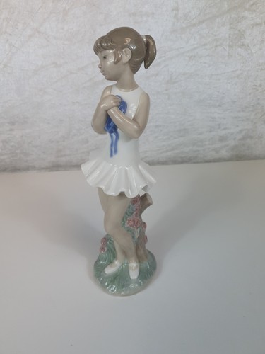 Lladro nao porcelain - nao,
