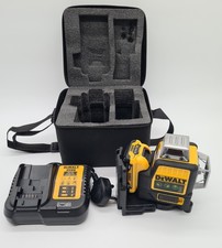 DeWalt Green 3 Sides Self Leveling Laser Level +12vBattery+charger +Carry Case. 
