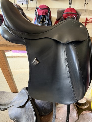 Innova bates dressage - innova, saddle