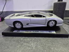 Jaguar XJ220 Model Car