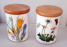 PORTMEIRION BOTANIC GARDEN PATTERN 2 X STORAGE JARS DAISY & CROCUS