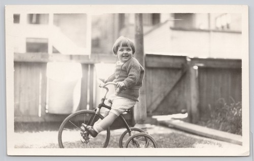 Antique photo c1920 smiling - photo,