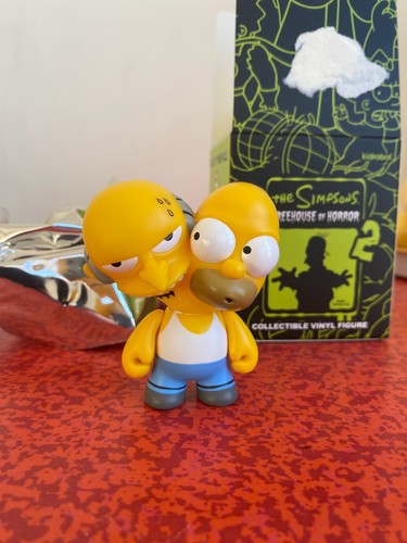Homer burns two - homer,