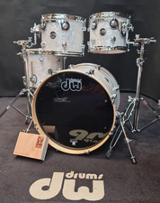 DW Performance Drumset White