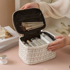 Large Capacity Make-Up Bag
