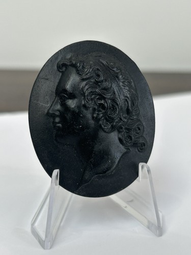 Wedgwood black basalt portrait - wedgwood,