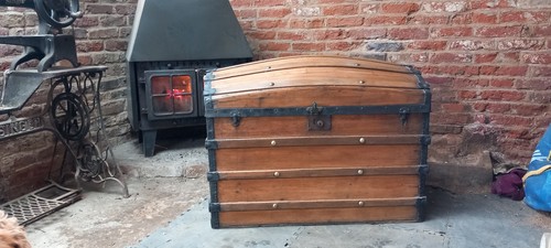 Steamer chest trunk - trunk, travel