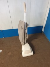Hoover  U1104: vintage vacuum