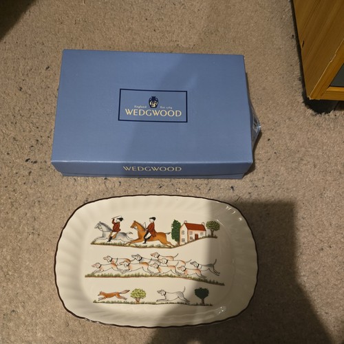 Wedgwood hunting scene - hunting, butter