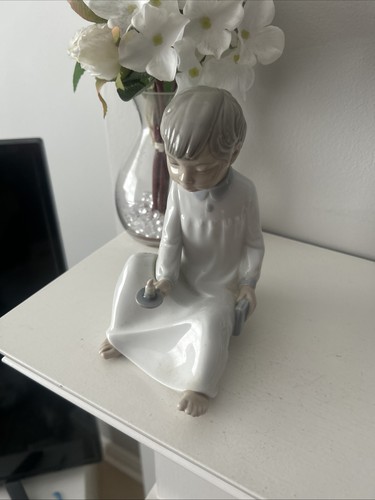Genuine nao lladro - nao,