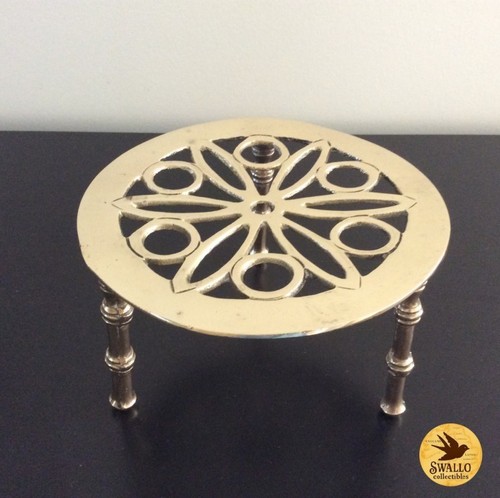 Antique brass trivet round - trivet, 3