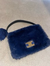 RIVER ISLAND NAVY FAUX FUR HAND BAG