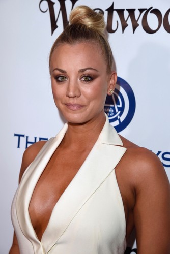Photo kaley cuoco - no,