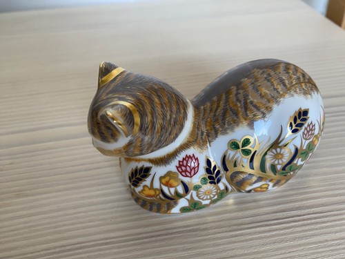 Royal crown derby clover - crown,