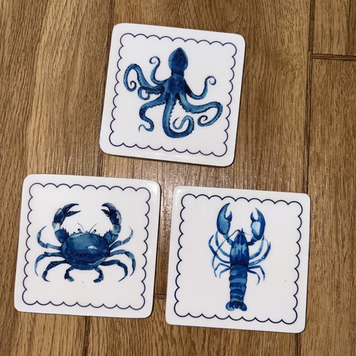 Three sea life - three,