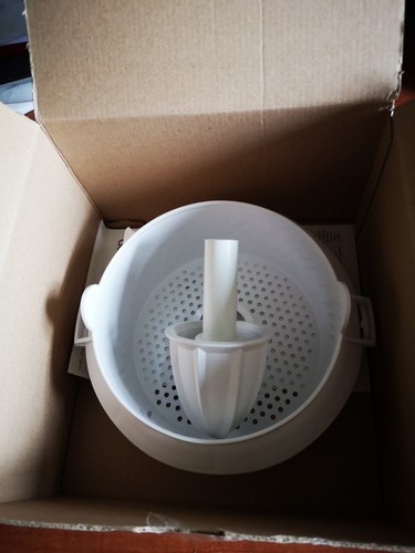 Kenwood juice extractor - juice,