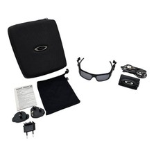 Oakley Thump Sunglasses 512MB Polished Black Full Frame w/ Case Charger & Cable