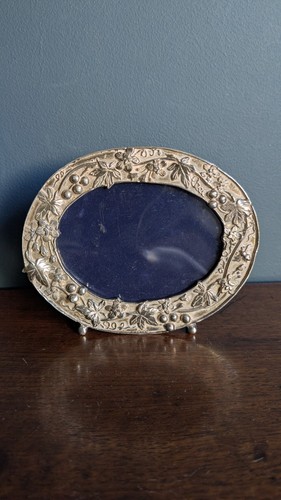 Vintage silver scenes - silver,