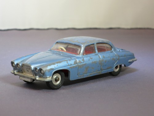 Dinky 238 metallic blue jaguar - blue,