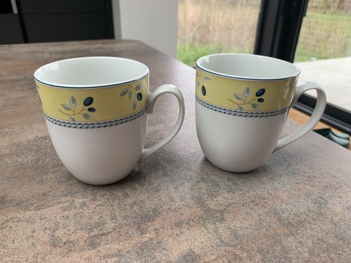Royal doulton pair of - royal,