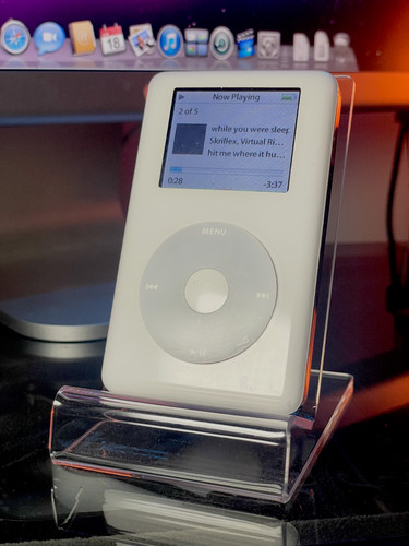 Apple ipod classic photo - classic,