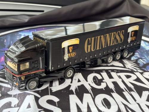 Corgi scania curtainside - corgi,
