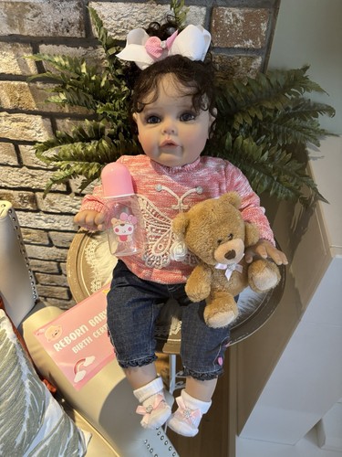 Lifelike reborn toddler doll - lifelike,