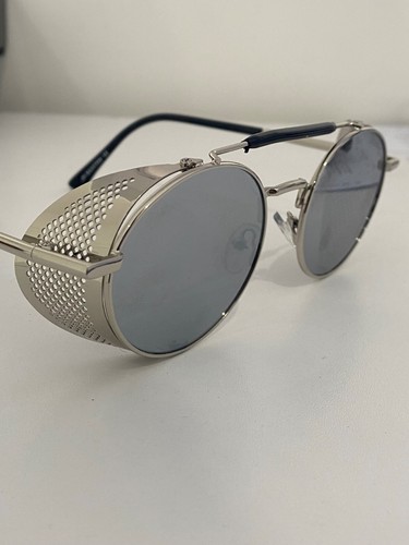 Leckirut round steampunk - round,