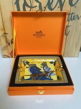 Hermès Porcelain Ashtray . Horse Carriage Design. Leather Botton With Gift Box
