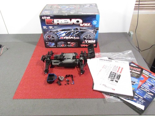 Traxxas revo vxl 4x4 - traxxas,