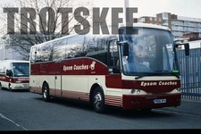 35mm Slide Epsom Coaches Volvo B10M-62 Jonkcheere P806DPA c2003 Orig