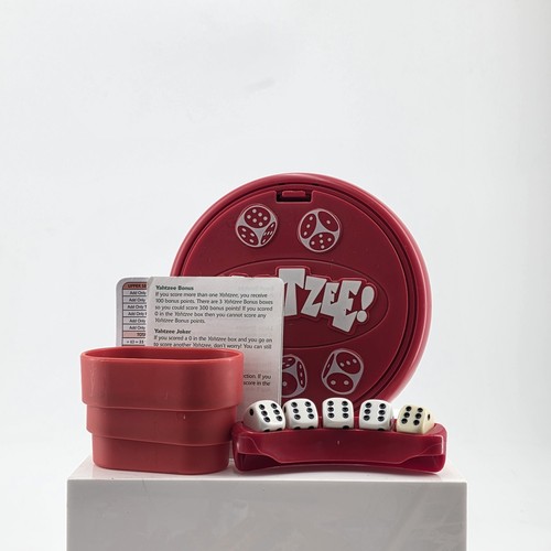 Travel yahtzee game hasbro red - yahtzee,