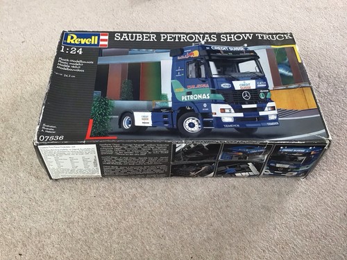 Revell sauber petronas - revell, show