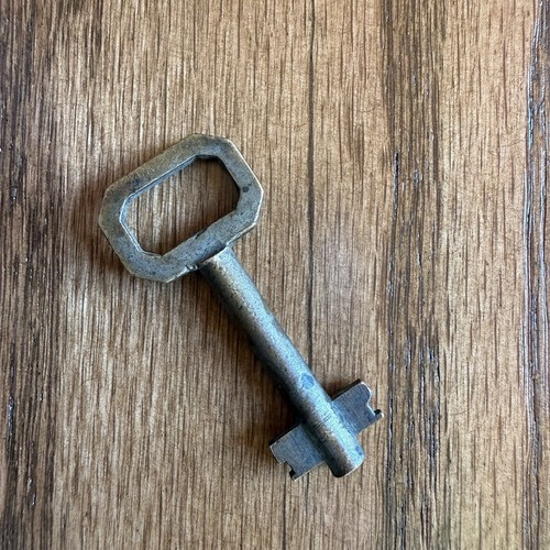 Antique roll top desk key - antique,