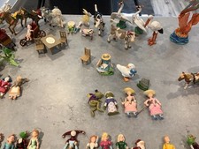 16.   Hantel Pewter Miniatures