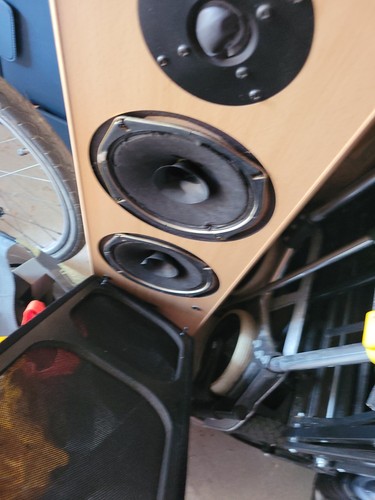 Tower speakers full - speakers, working
