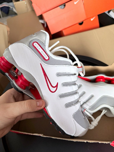 Nike wmns shox - nike,