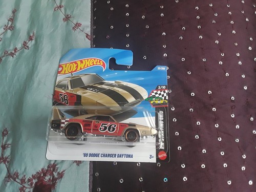 Hot wheels dodge charger - hot,