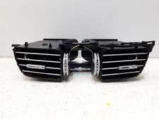 Genuine 2014 Mercedes E Class A2128303154 Central Dashboard Plug