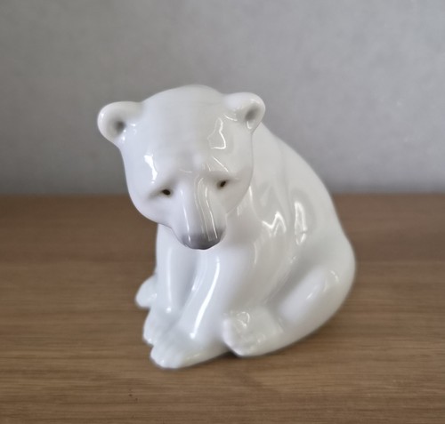 Lladro seated polar - lladro,