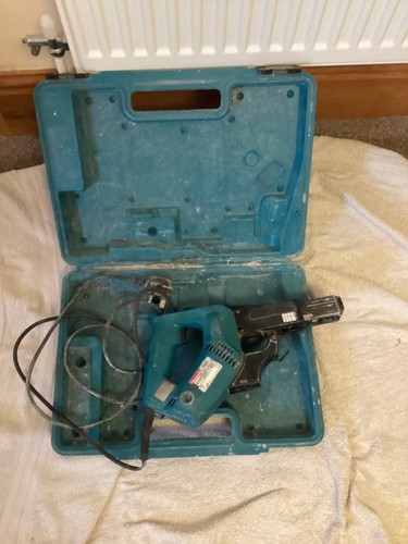 Makita 6833 corded screw - makita, gun