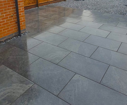 Black slate porcelain - black,