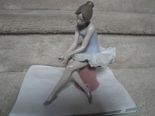 Vintage nao lladro - by,