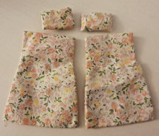 Vintage Sylvanian Families Gypsy Caravan  2 Floral Sleeping Bags and pillows