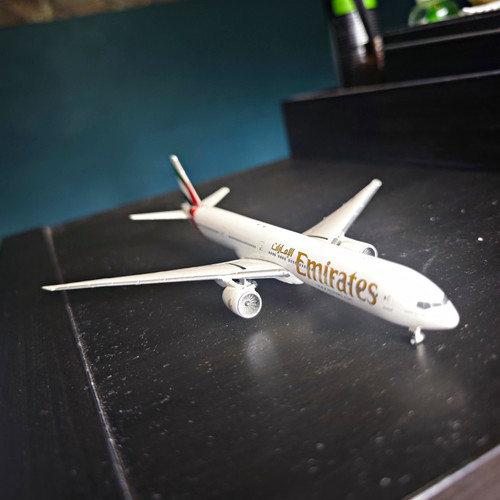 Geminijets emirates boeing 777 - geminijets,