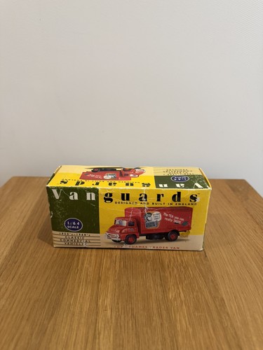 Vanguards ford thames - 1/64,