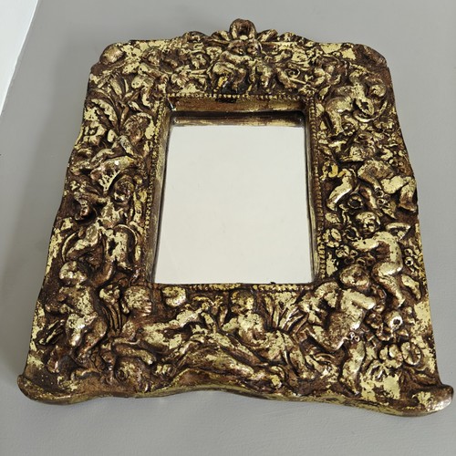 Ornate gold cherub - gold, 10x8