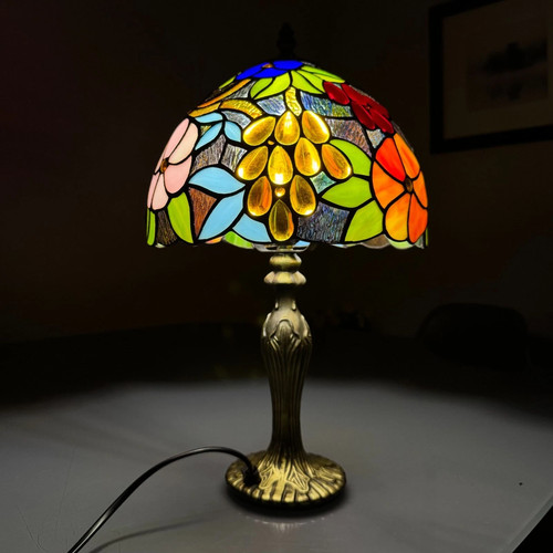 Tiffany style table lamp - style,