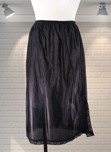 Gorgeous vintage black - black, semi